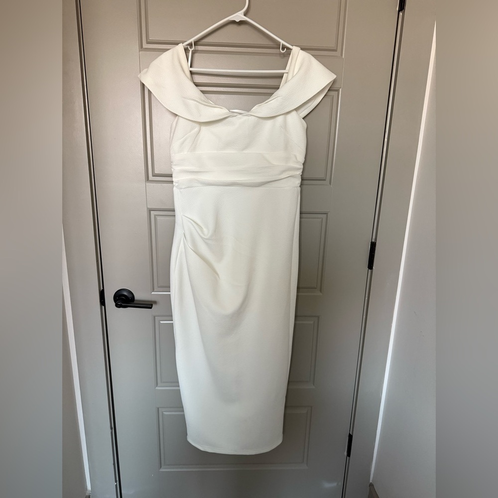 Off-Shoulder White Midi Dress - Picture 3 of 7